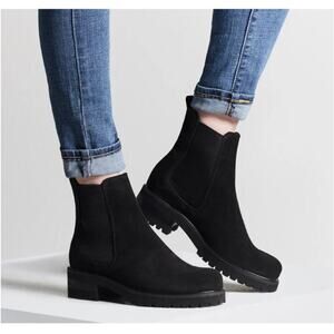 NIB La Canadienne Women's Black Corner Suede Bootie Size 8